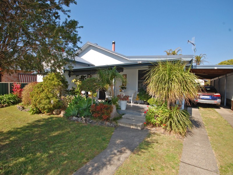 26 Combined Street, Wingham NSW 2429