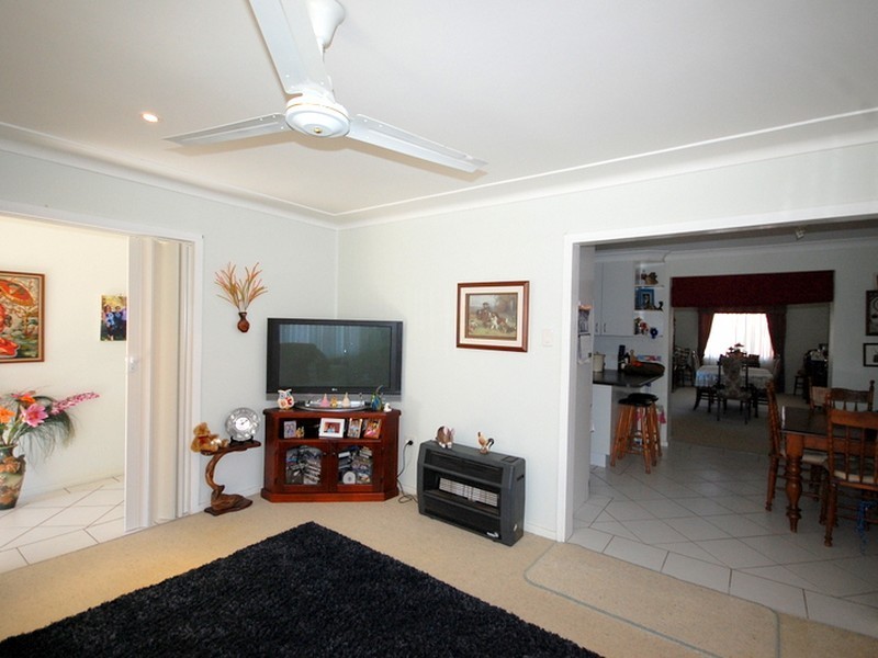 5 Bent Street, Wingham NSW 2429