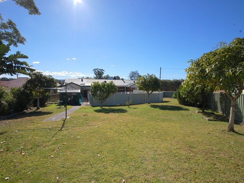 5 Bent Street, Wingham NSW 2429