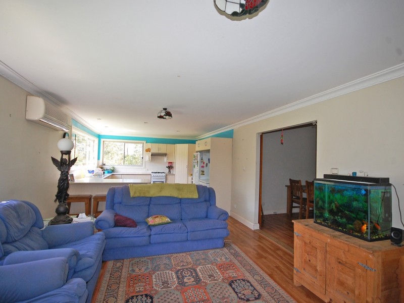 2 Leachs Road, Wingham NSW 2429