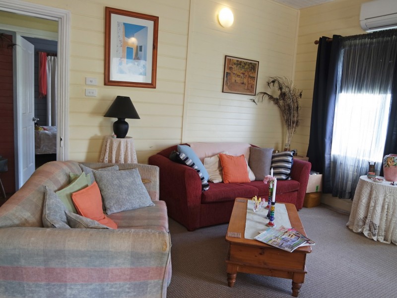 12 William Street, Wingham NSW 2429