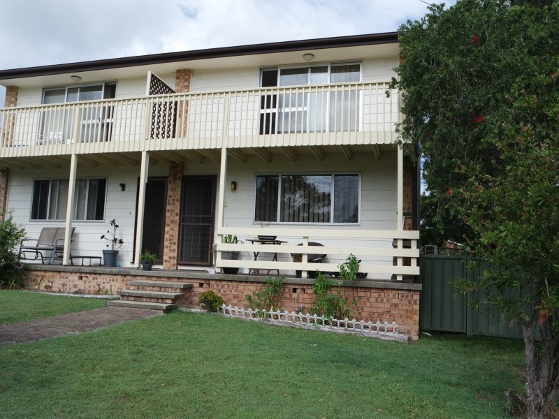 Unit 2/24-26 Summerville Street, Wingham NSW 2429