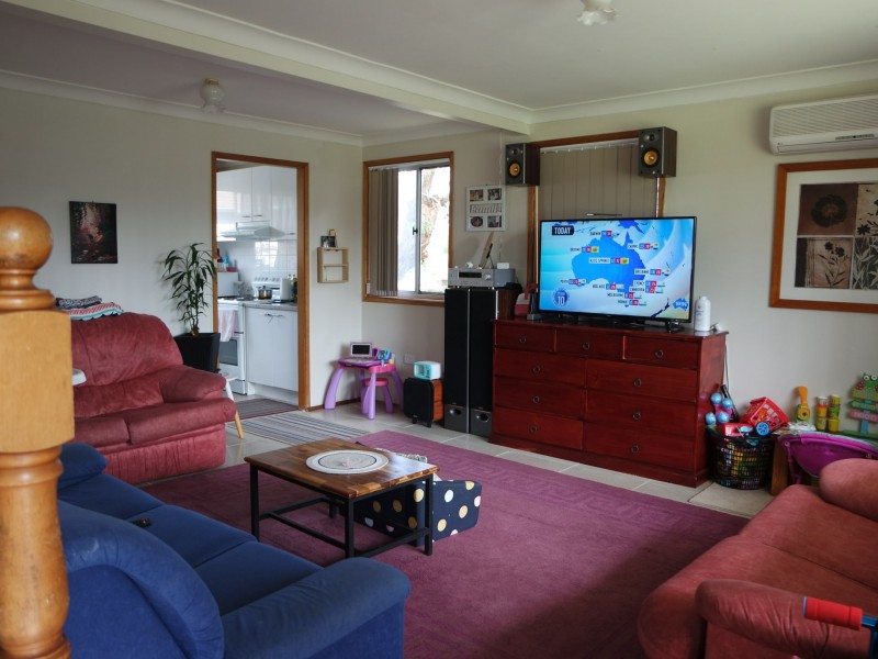 Unit 2/24-26 Summerville Street, Wingham NSW 2429