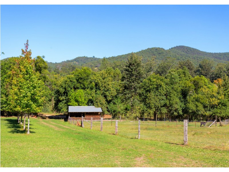 8 Bobin Creek Road, BOBIN via, Wingham NSW 2429