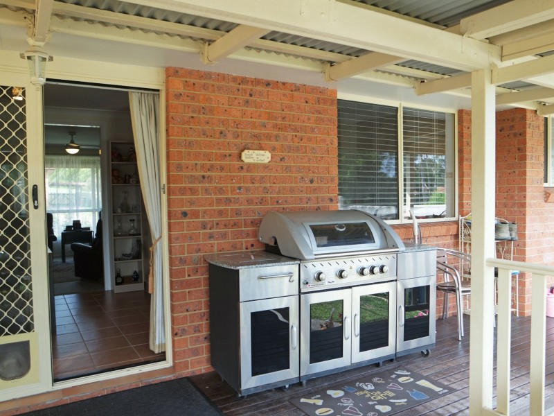 1 Sunset Avenue, Wingham NSW 2429