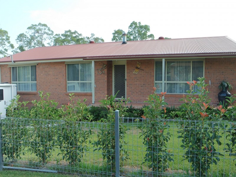 1 Sunset Avenue, Wingham NSW 2429