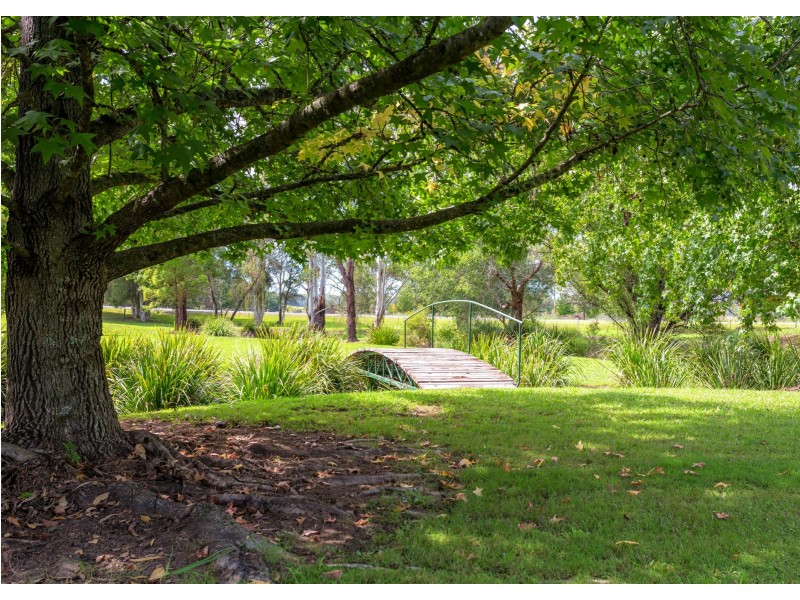 2 Betts Close, KILLABAKH via, Wingham NSW 2429