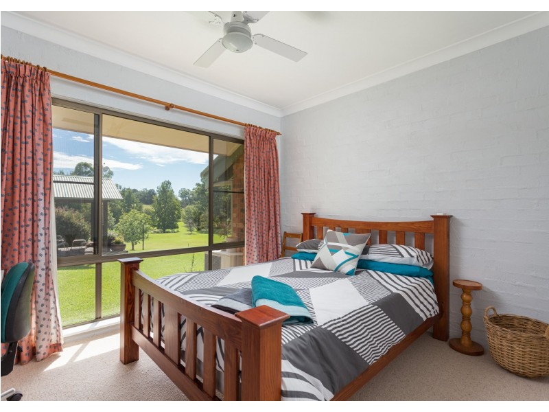 2 Betts Close, KILLABAKH via, Wingham NSW 2429