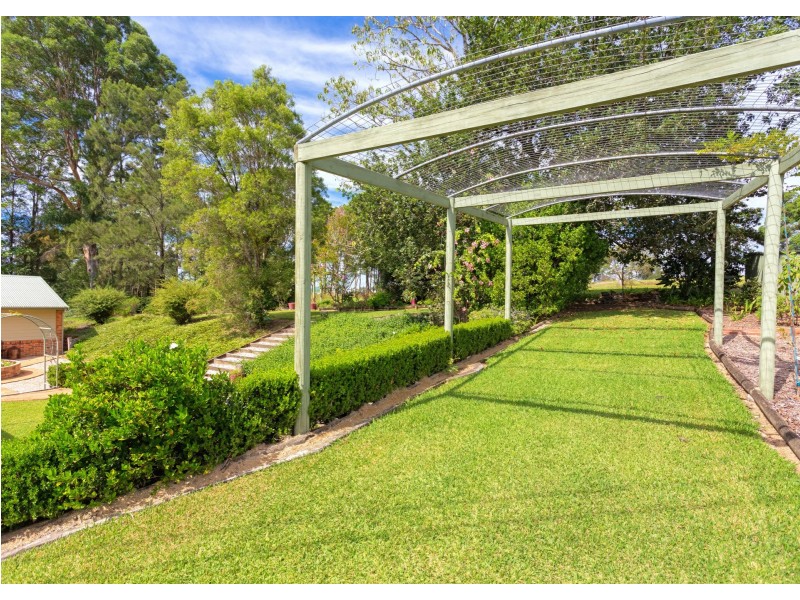 2 Betts Close, KILLABAKH via, Wingham NSW 2429