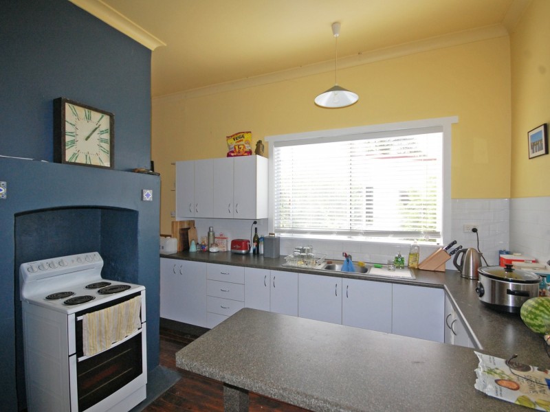 21 Queen Street, Wingham NSW 2429