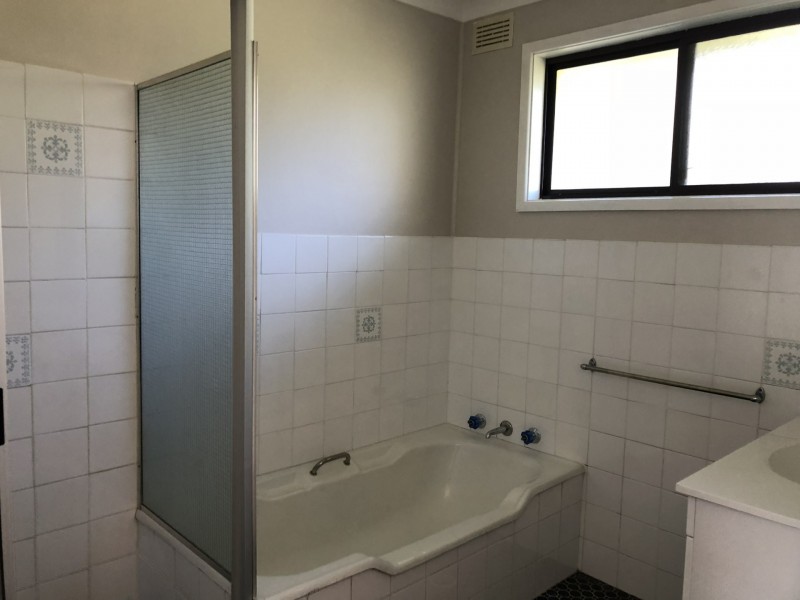 3 Hillcrest Avenue, Wingham NSW 2429