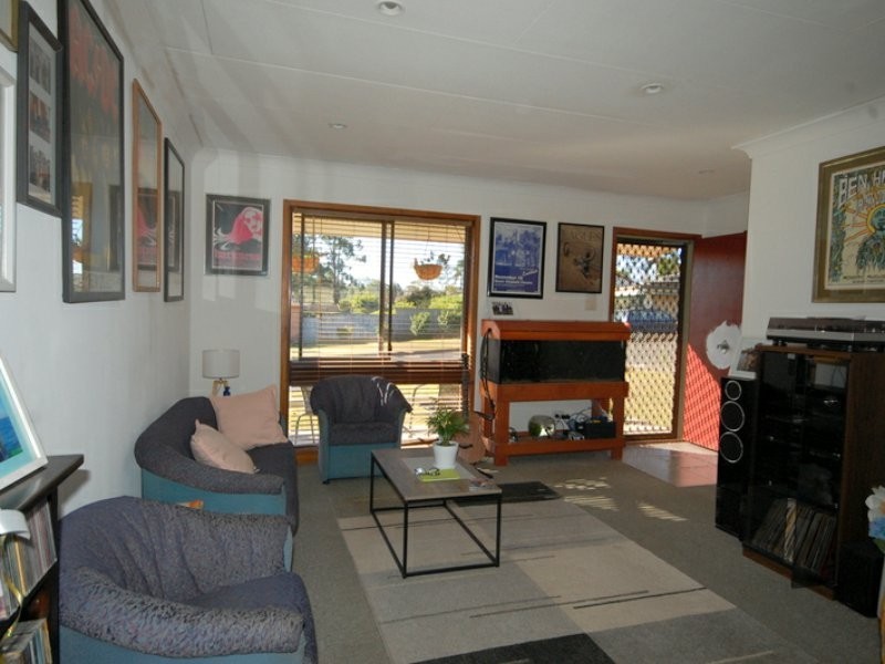 1 West Street, Wingham NSW 2429