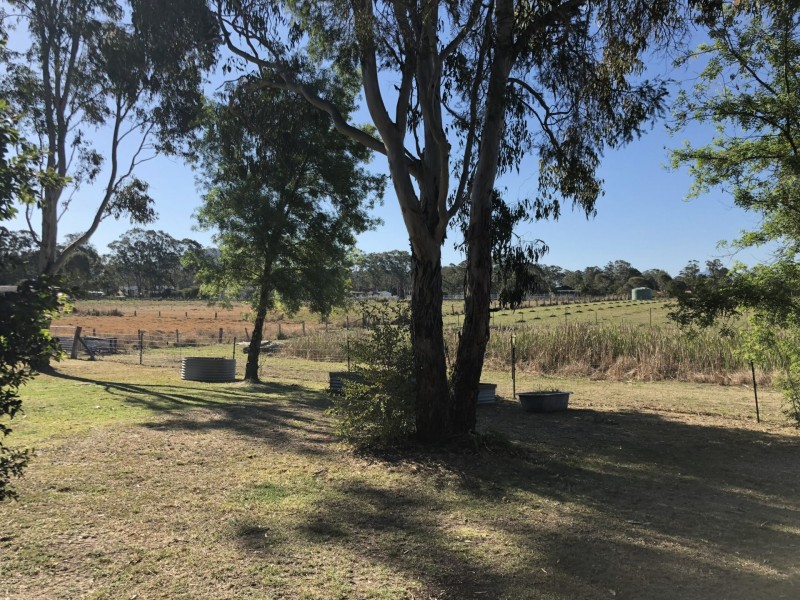2 Racecourse Road, Wingham NSW 2429