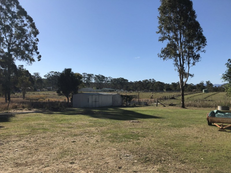 2 Racecourse Road, Wingham NSW 2429