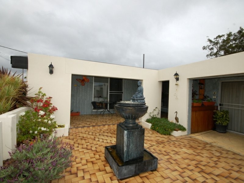 30 Wyoming Street, Wingham NSW 2429