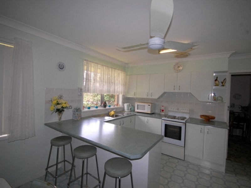 8 Queen Street, Wingham NSW 2429