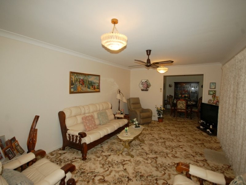 8 Queen Street, Wingham NSW 2429