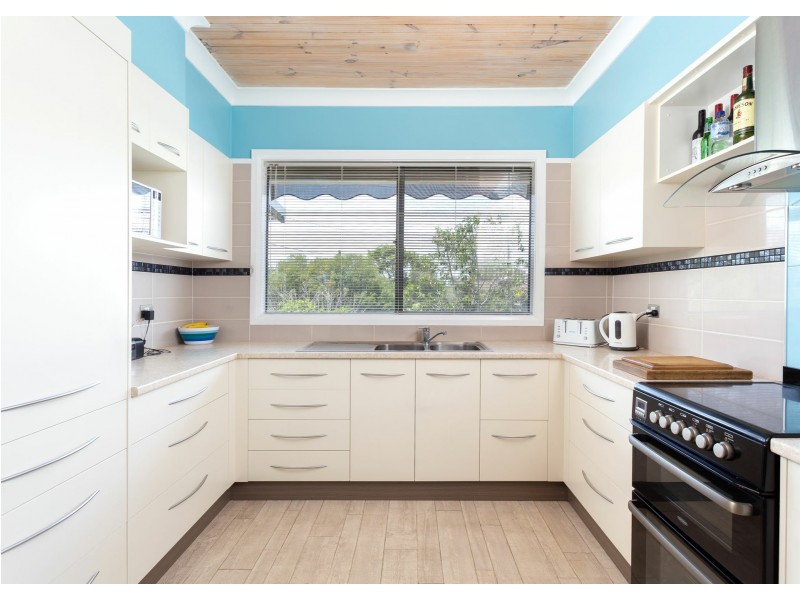 7 Rowley Street, Wingham NSW 2429