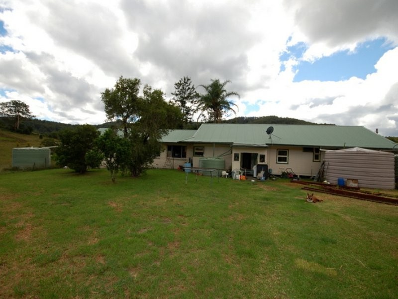 Caparra NSW 2429