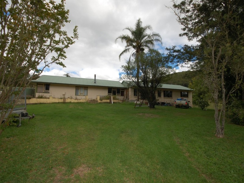 Caparra NSW 2429