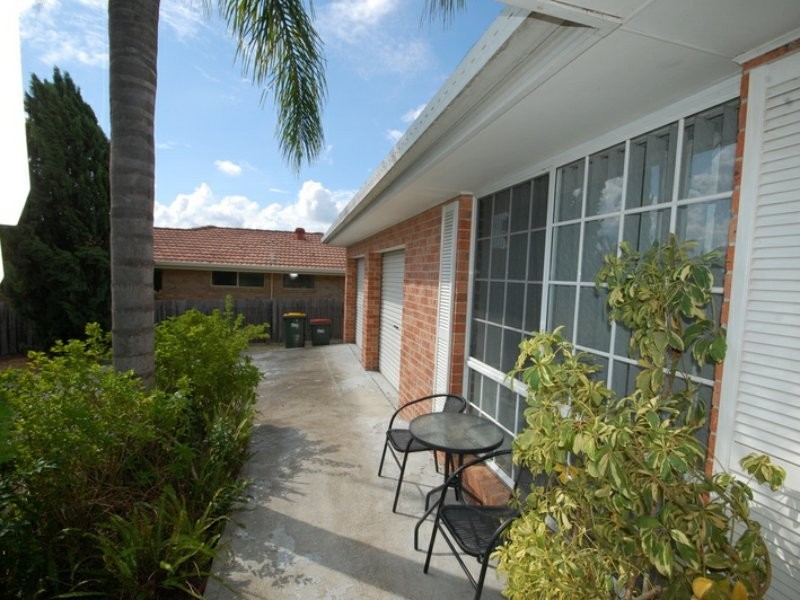 10 Pearson Place, Wingham NSW 2429