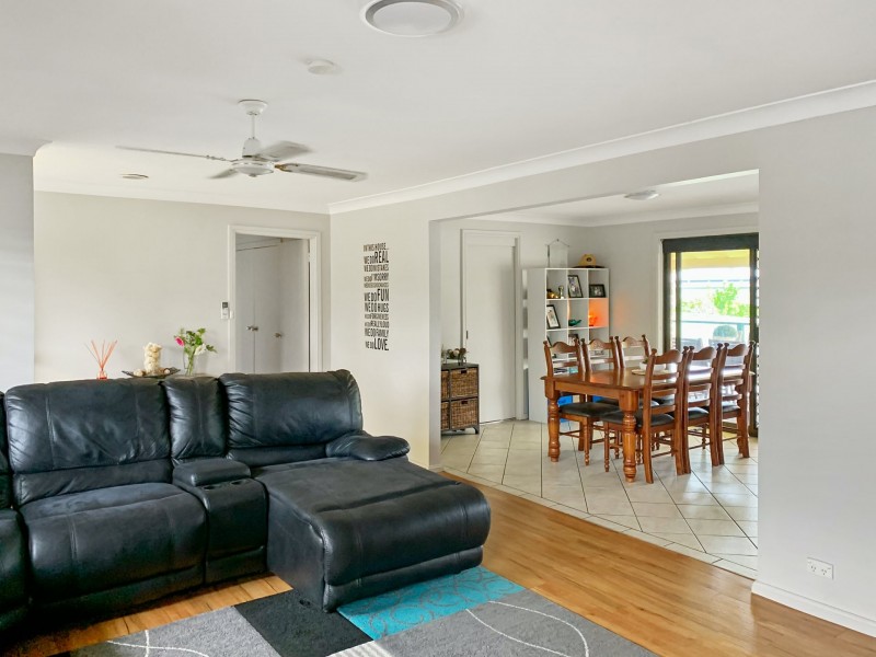 32 Peveril Street, Tinonee NSW 2430