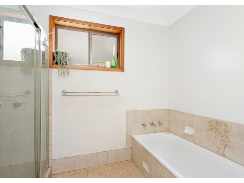 8 Patanga Close, Taree NSW 2430