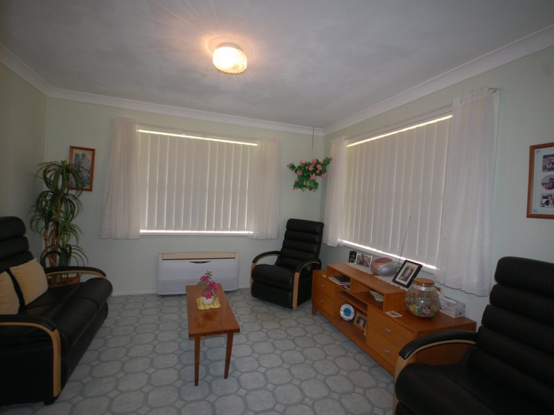 8 Queen Street, Wingham NSW 2429