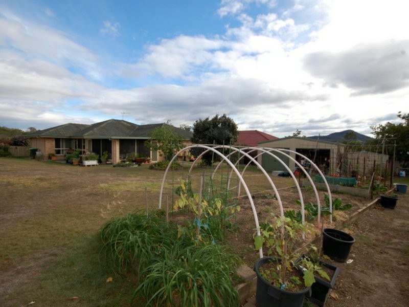 8 Ellenora Circuit, Wingham NSW 2429