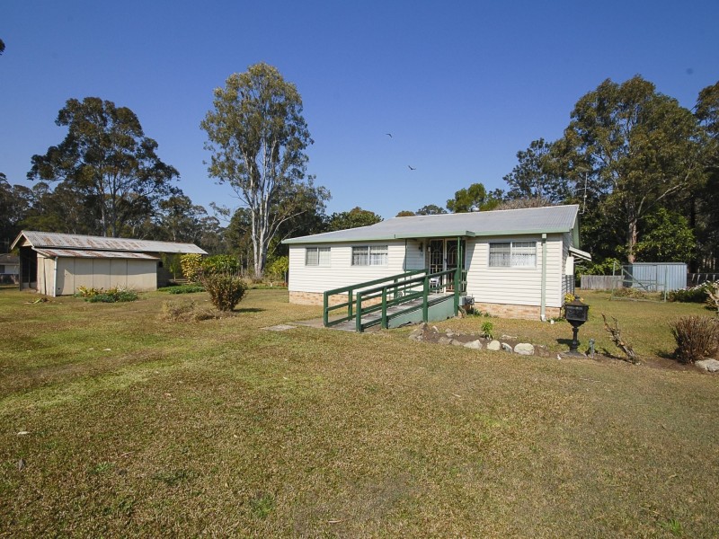 6 East Lansdowne Street, Lansdowne NSW 2430