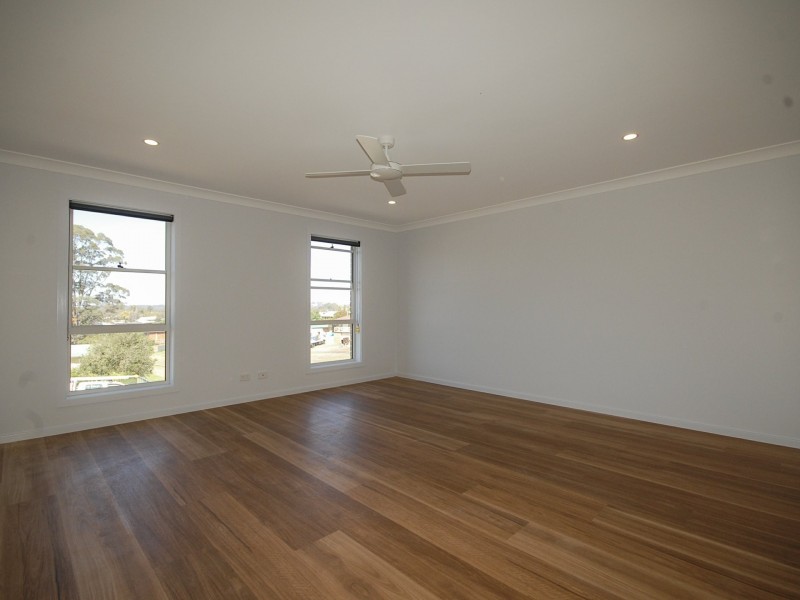 1/3 Hereford Close, Wingham NSW 2429