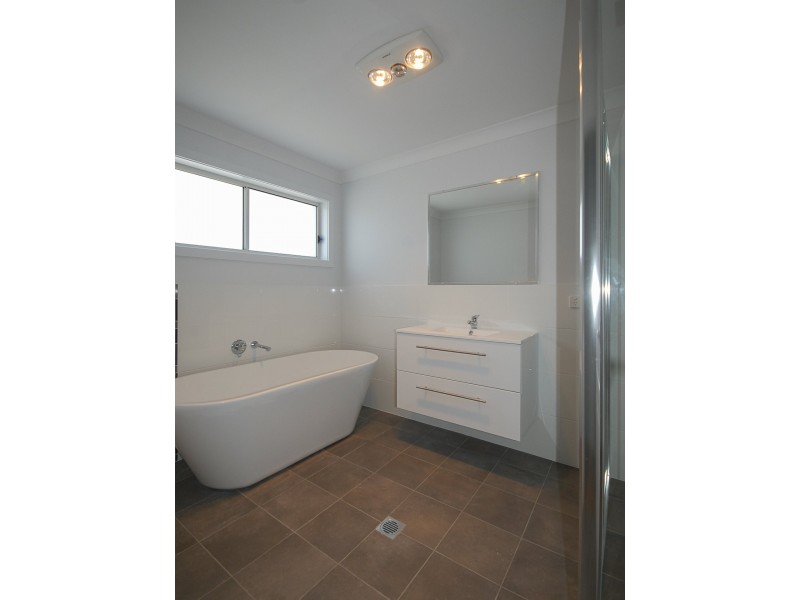 1/3 Hereford Close, Wingham NSW 2429