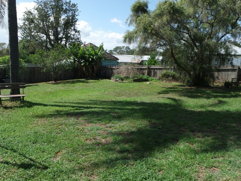 12 William Street, Wingham NSW 2429