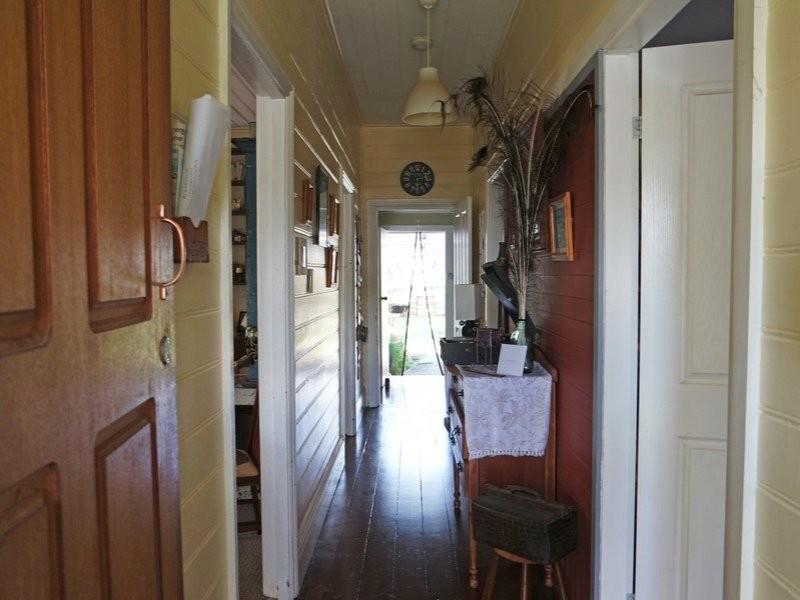 12 William Street, Wingham NSW 2429