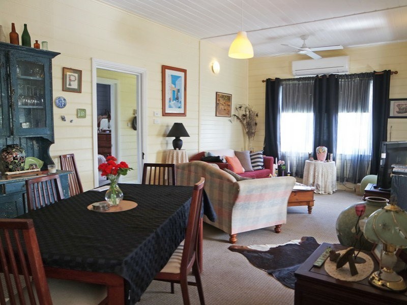 12 William Street, Wingham NSW 2429