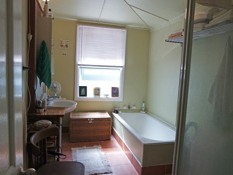 12 William Street, Wingham NSW 2429