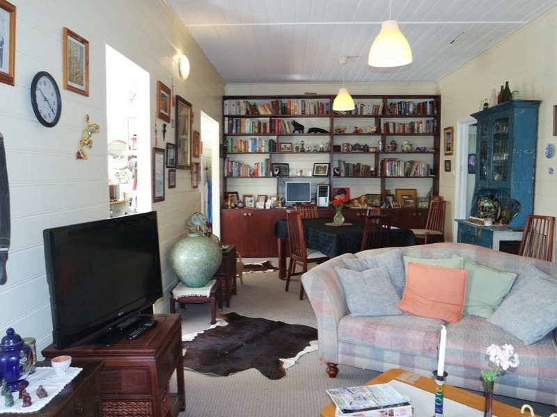 12 William Street, Wingham NSW 2429