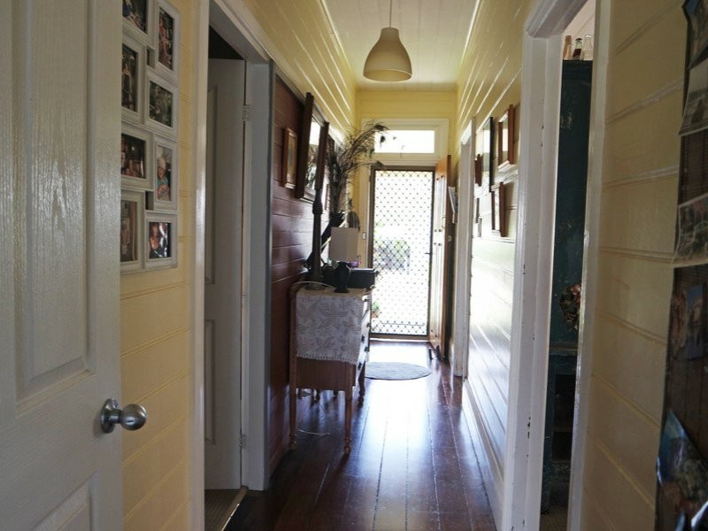 12 William Street, Wingham NSW 2429