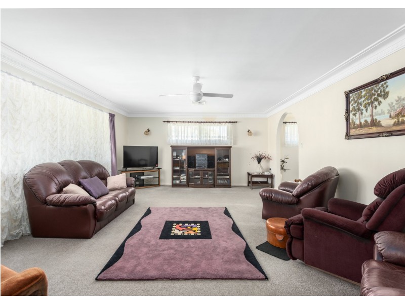 10 Primrose Street, Wingham NSW 2429