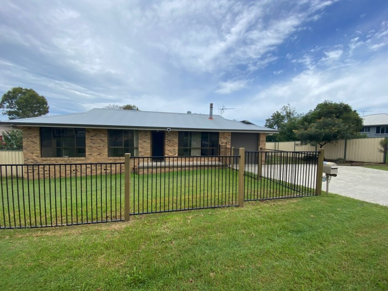 30 Manchester Street, Tinonee NSW 2430