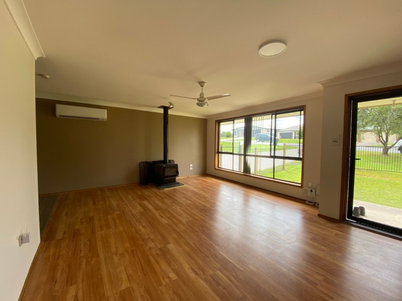 30 Manchester Street, Tinonee NSW 2430