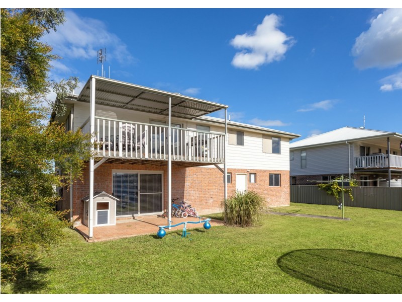 19 Appletree Street, Wingham NSW 2429