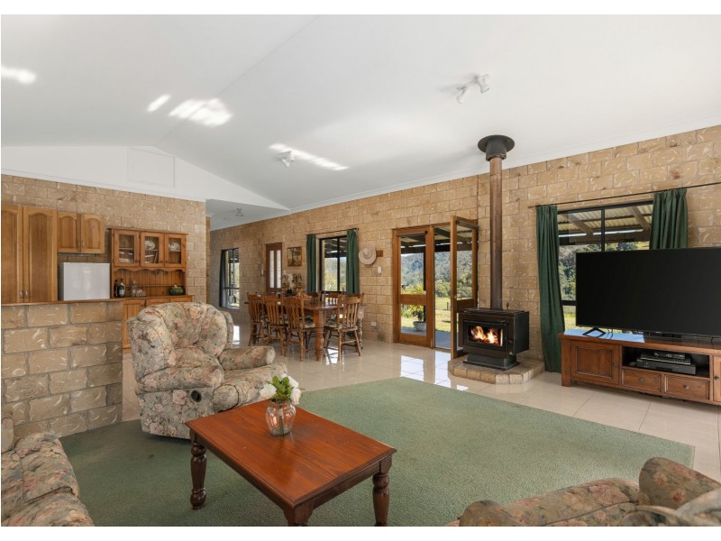 1428 Mooral Creek Road, Mooral Creek NSW 2429