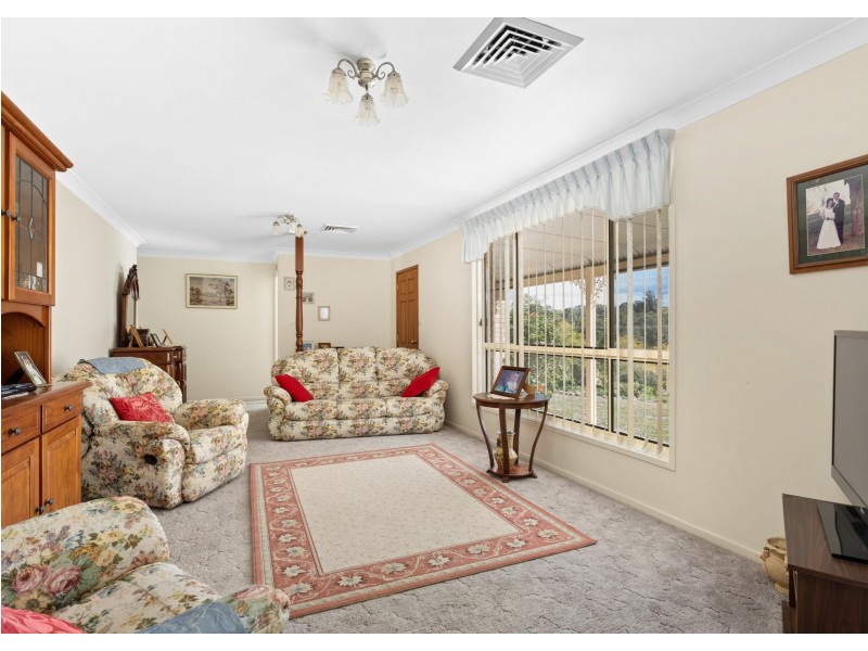 1 Lanark Close, Wingham NSW 2429