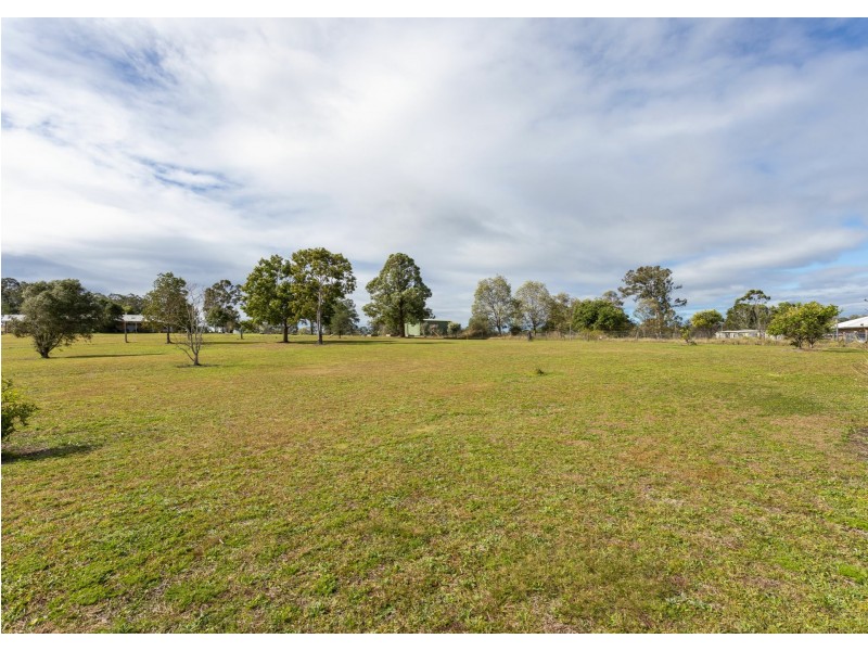 1 Lanark Close, Wingham NSW 2429