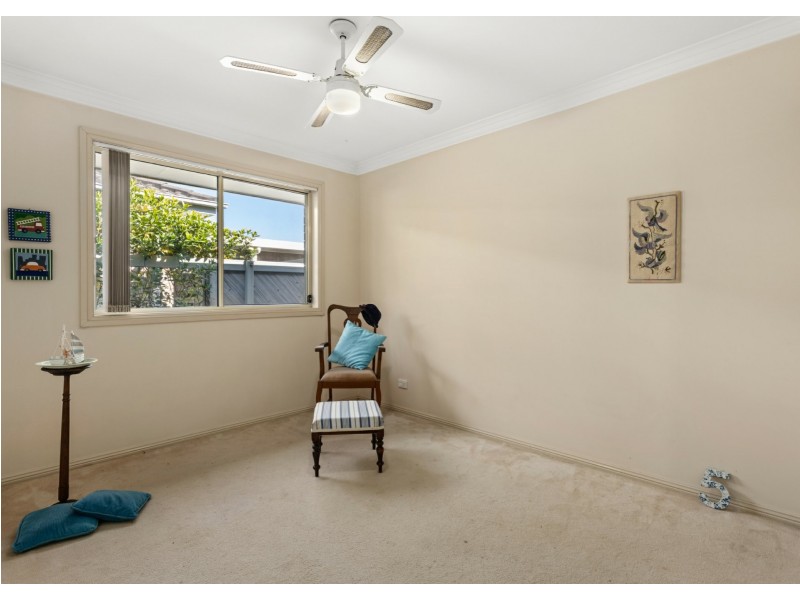 126 Kanangra Drive, Taree NSW 2430