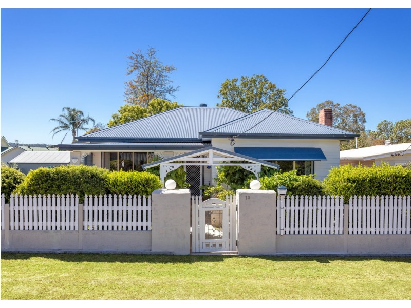 13 Queen Street, Wingham NSW 2429