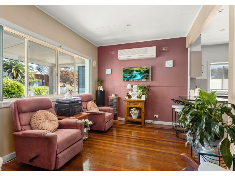 13 Queen Street, Wingham NSW 2429