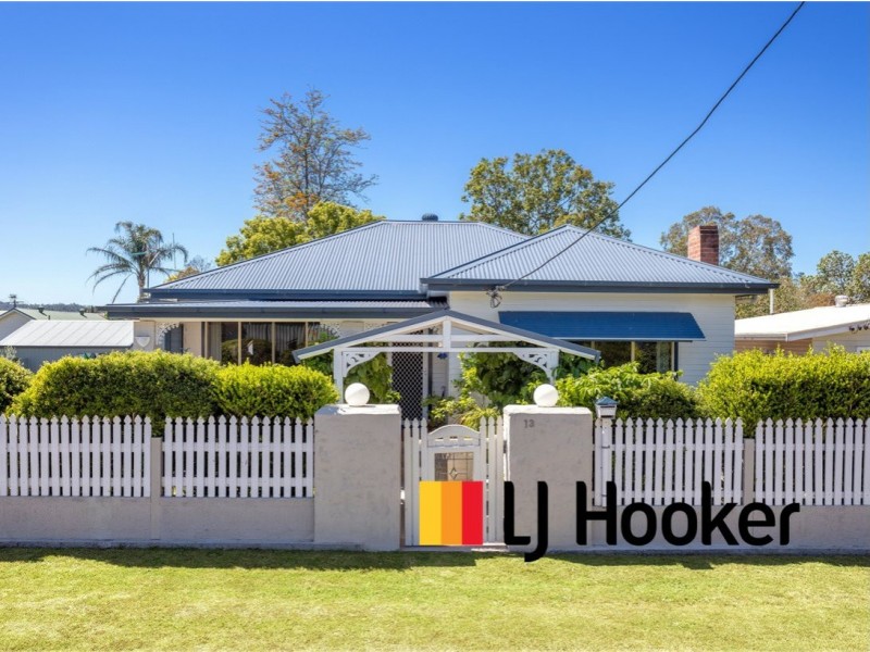 13 Queen Street, Wingham NSW 2429