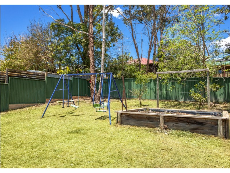 24 Pearson Place, Wingham NSW 2429